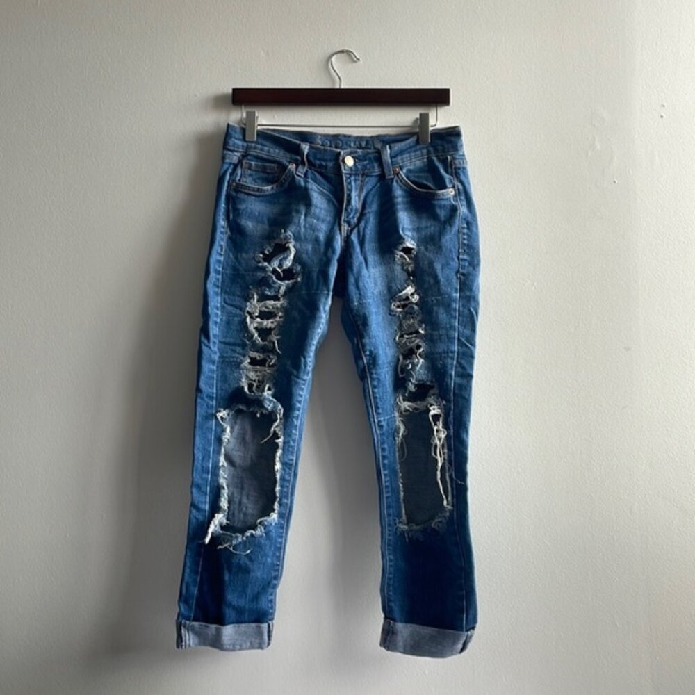 Distressed Old Navy Capris Size 4